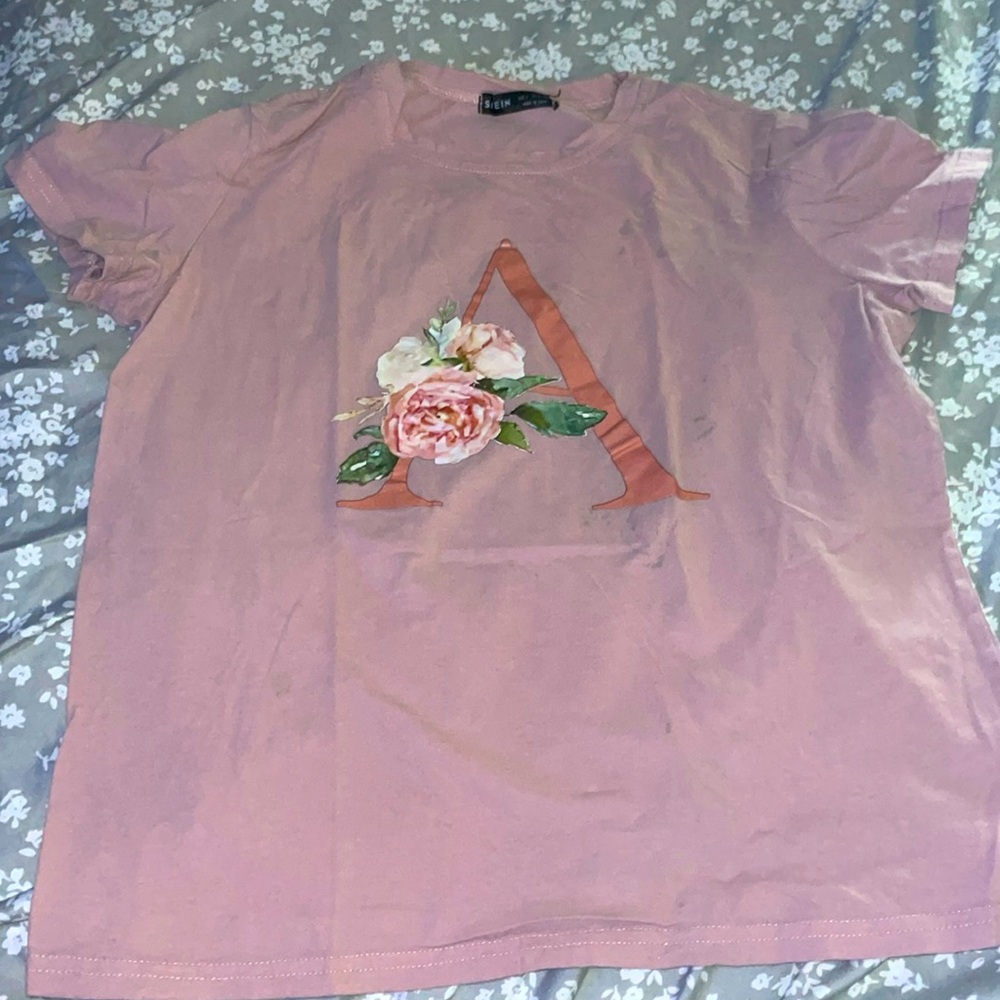 🥶SHEIN🔵SIZE SMALL💙COLOR PINK WITH PINK AND WHITE ROSES.